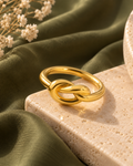 Amara Knot Ring